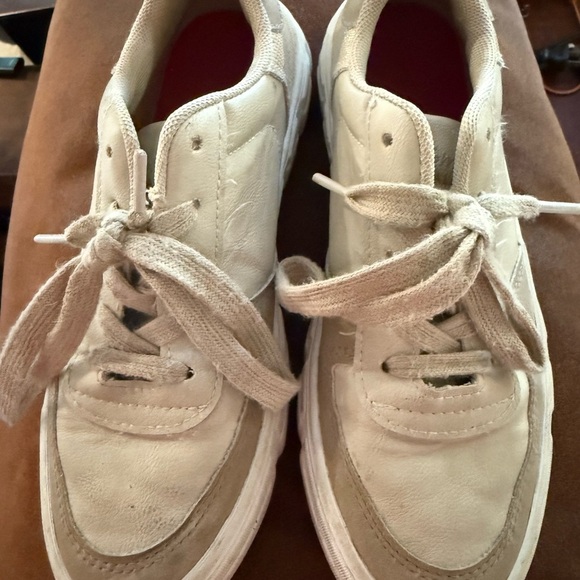 Blowfish Tan Sneakers with Chunky Sole and Suede Finish - Picture 2 of 5